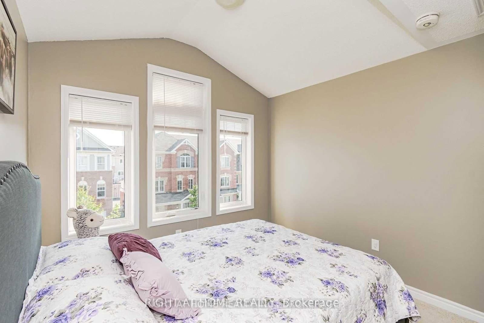 1631 Leblanc Court thumbnail 23