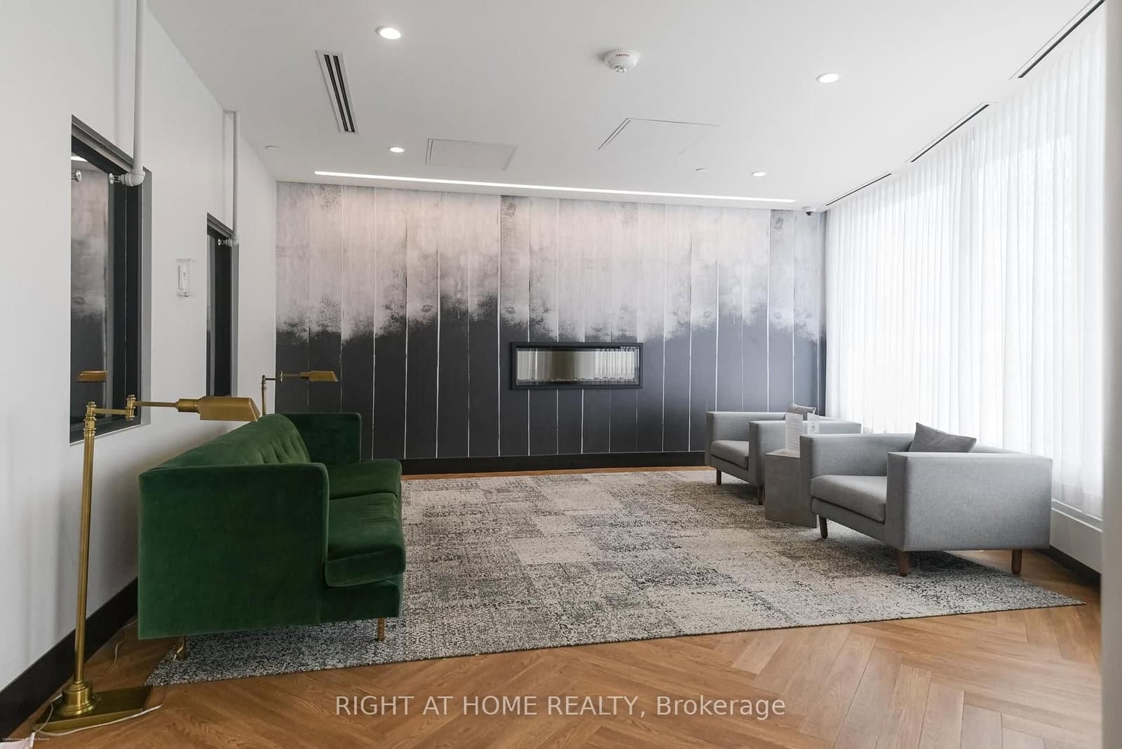 2520 Eglinton Avenue W, Unit 1602 thumbnail 26