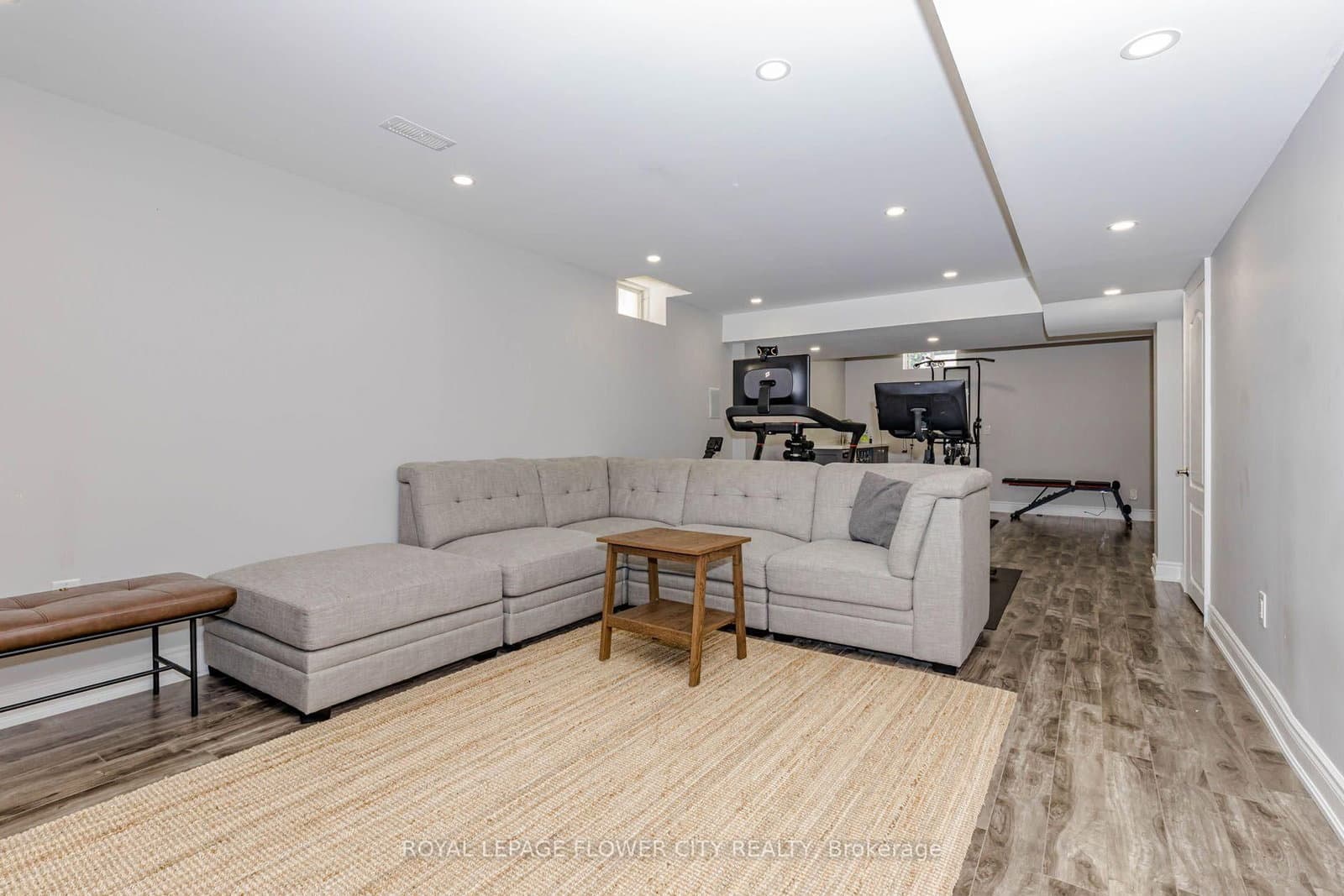 1058 Agram Drive thumbnail 40