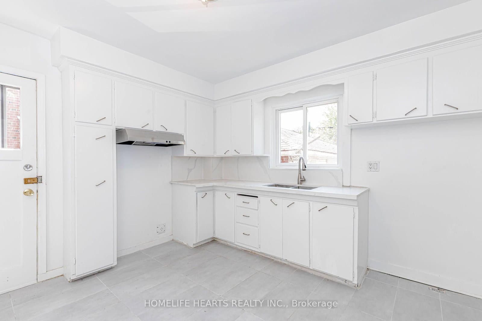 6 Dittmer Crescent thumbnail 21