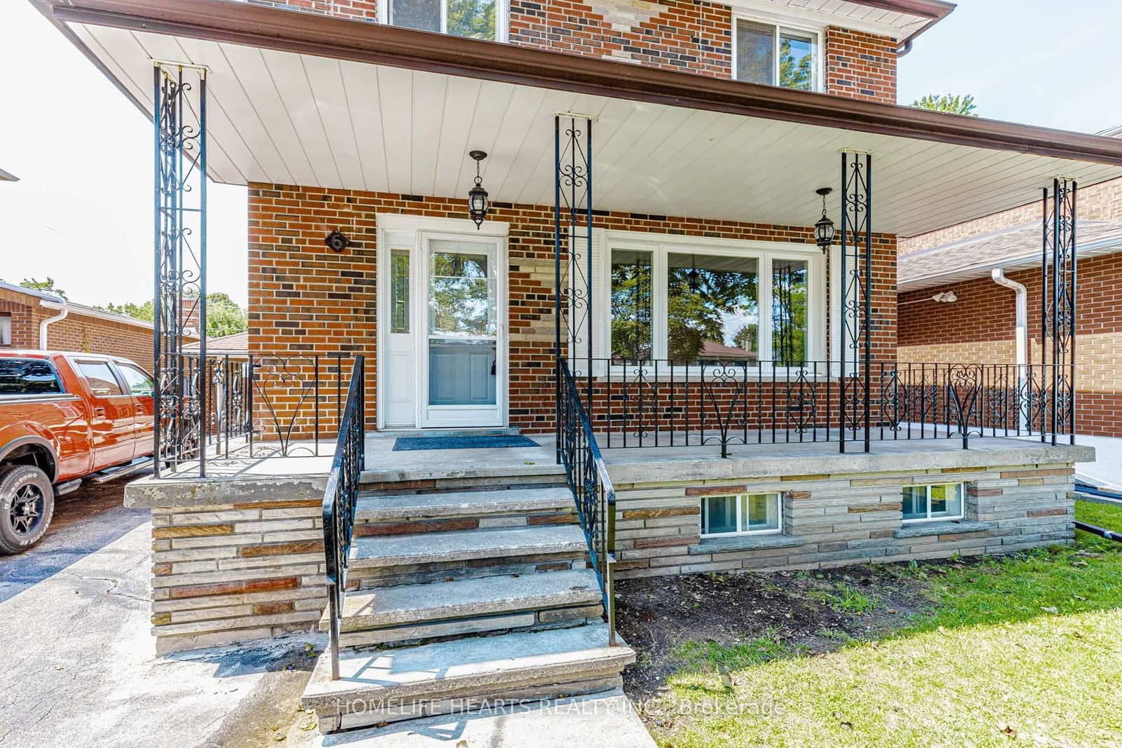 6 Dittmer Crescent thumbnail 5