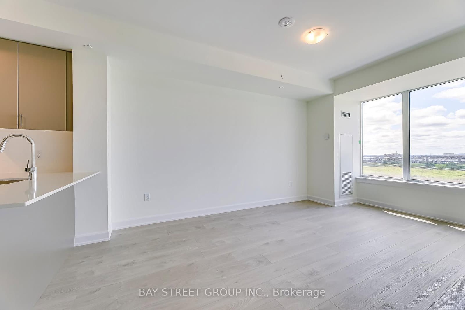 3200 William Coltson Avenue, Unit 520 thumbnail 23