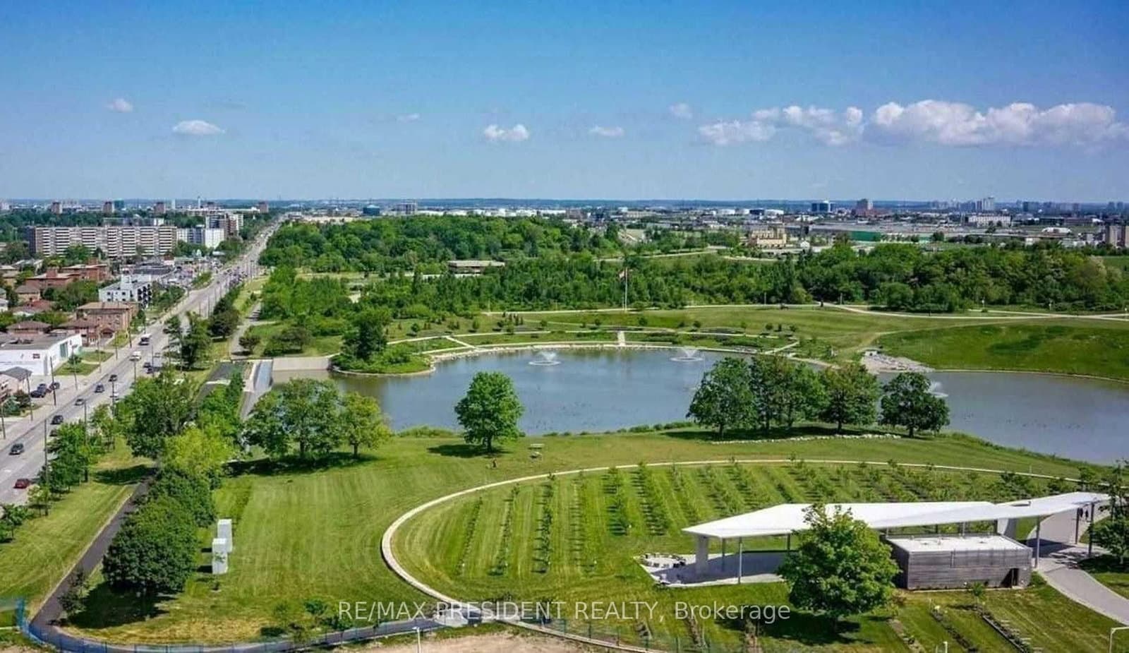 60 George Butchart Drive, Unit 112 thumbnail 40