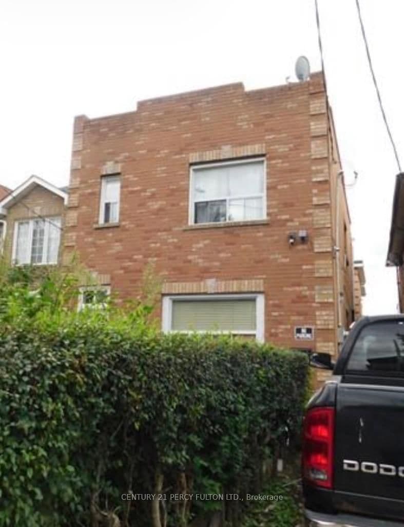 352 Caledonia Road thumbnail 2