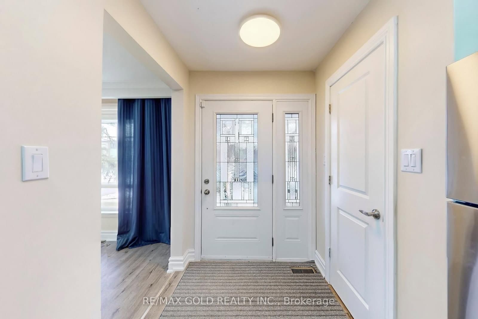 189 Kingsview Boulevard thumbnail 19