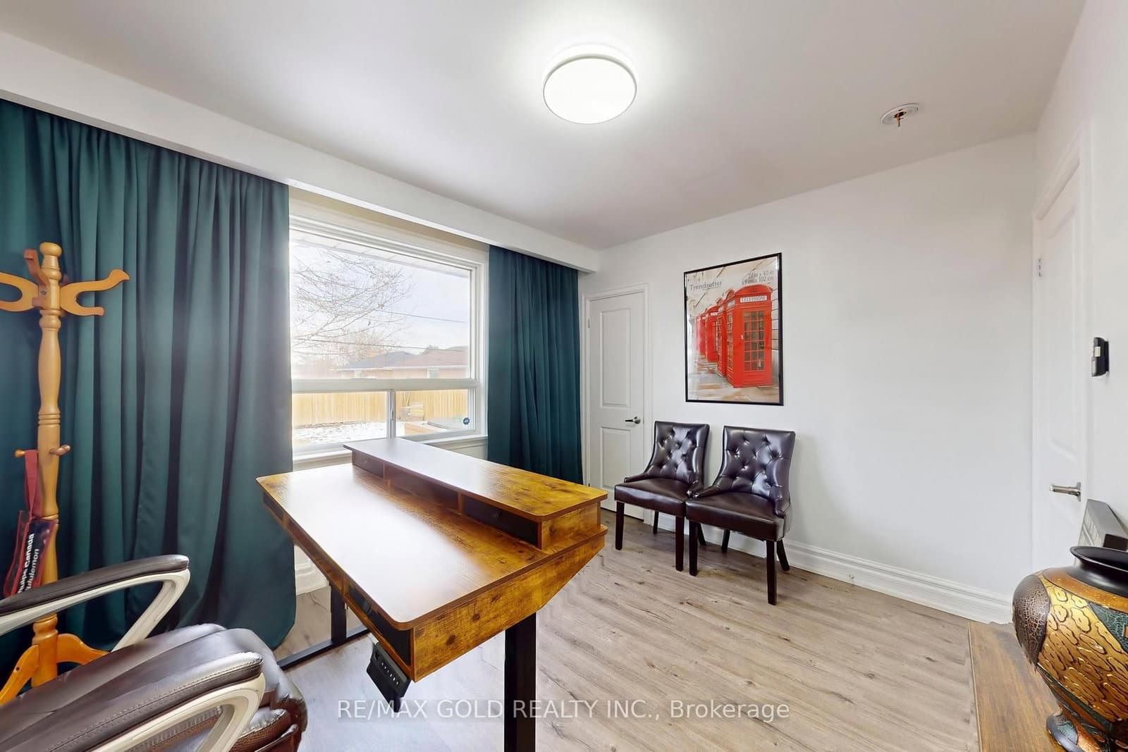189 Kingsview Boulevard thumbnail 29