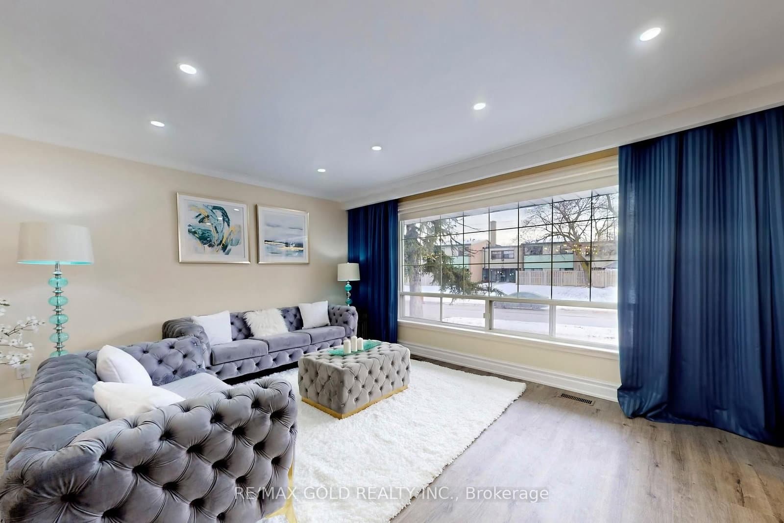 189 Kingsview Boulevard thumbnail 5