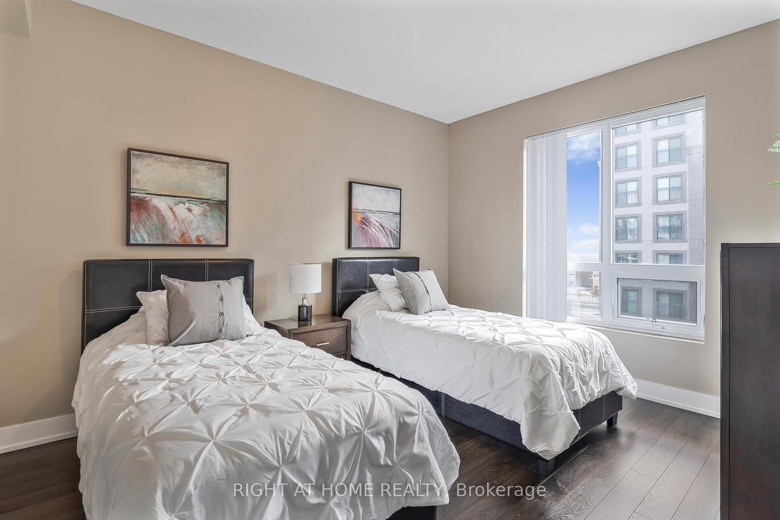 2486 Old Bronte Road, Unit 423 thumbnail 11