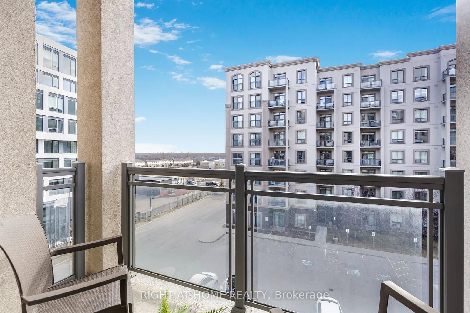 2486 Old Bronte Road, Unit 423 thumbnail 6