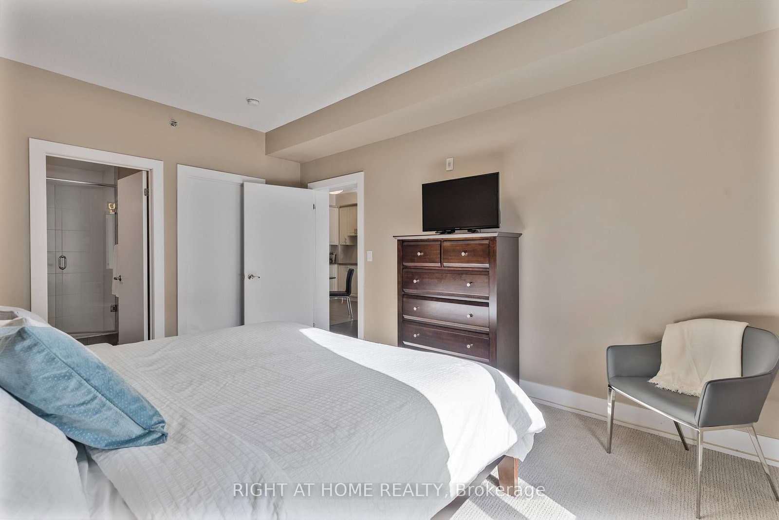 2486 Old Bronte Road, Unit 423 thumbnail 8