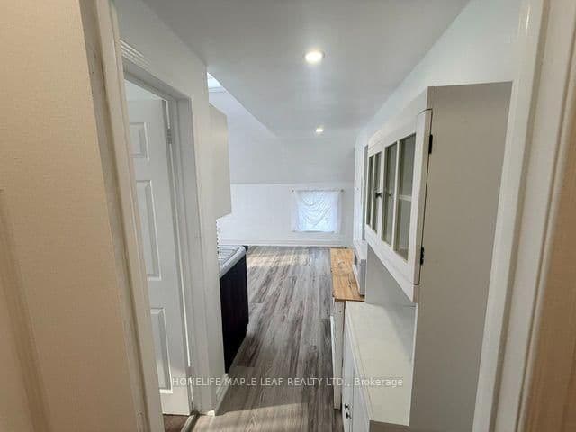 8 John Street, Unit A thumbnail 8