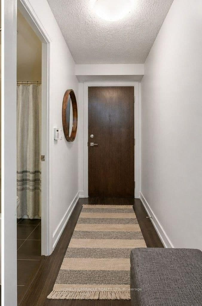 2 Eva Road, Unit 824 thumbnail 5