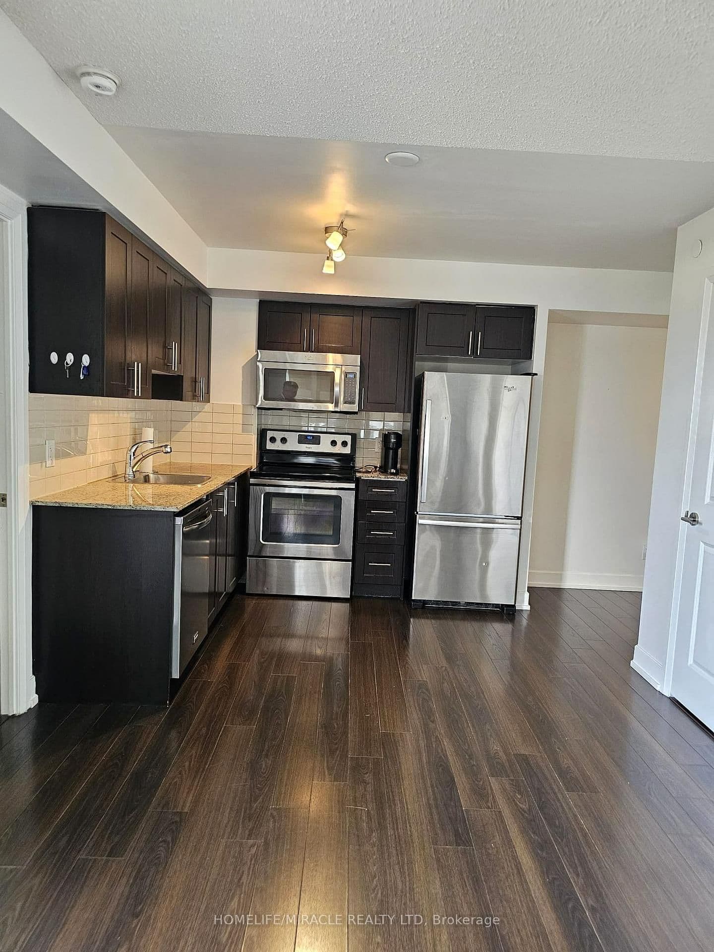 2 Eva Road, Unit 824 thumbnail 7
