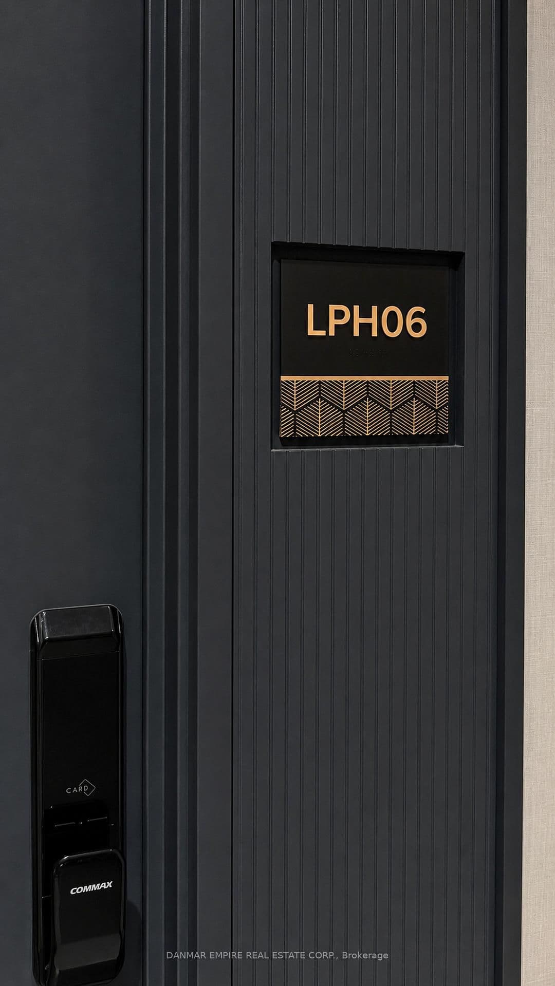 405 Dundas Street W, Unit LPH06 thumbnail 5