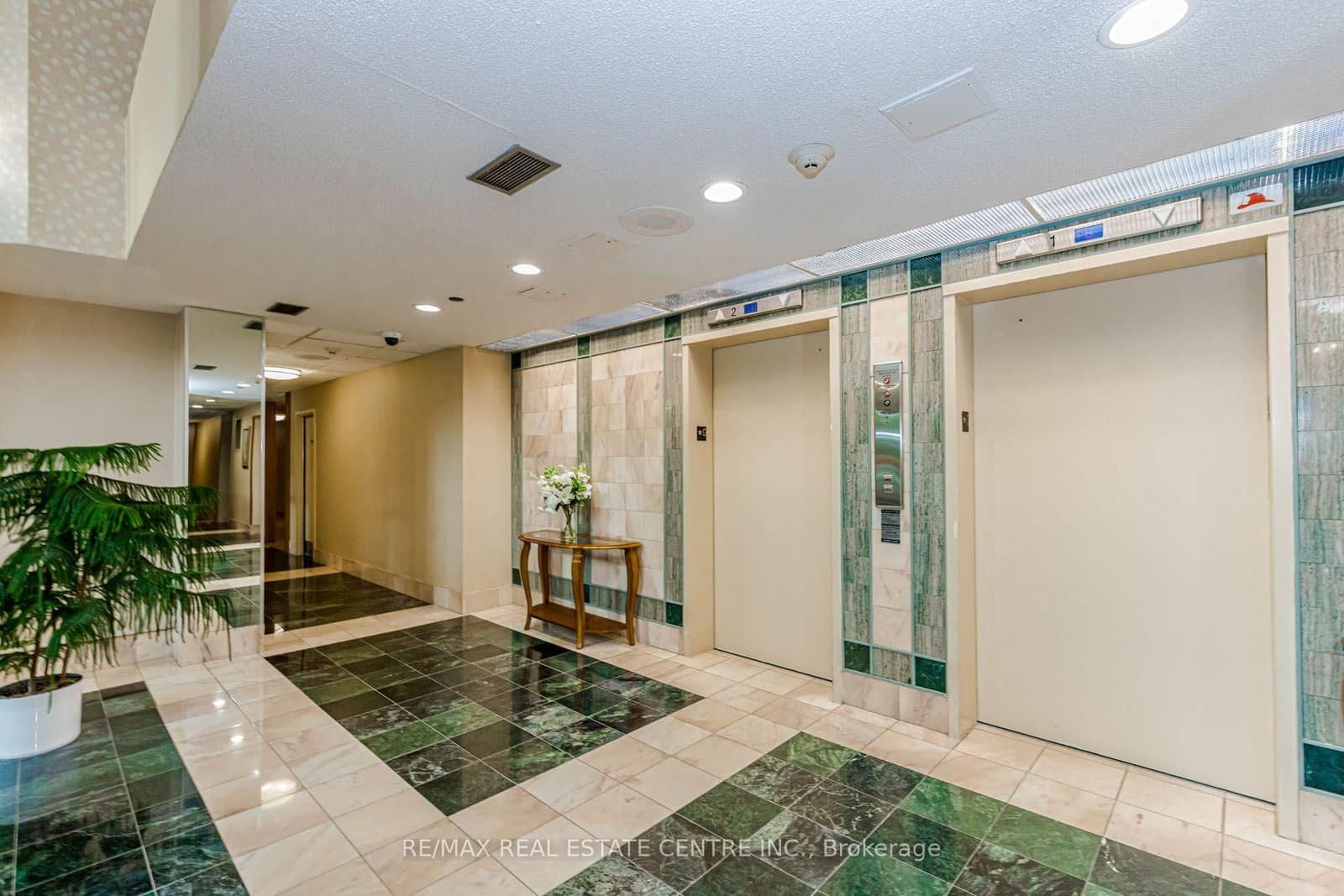 310 Mill Street S, Unit 104 thumbnail 5
