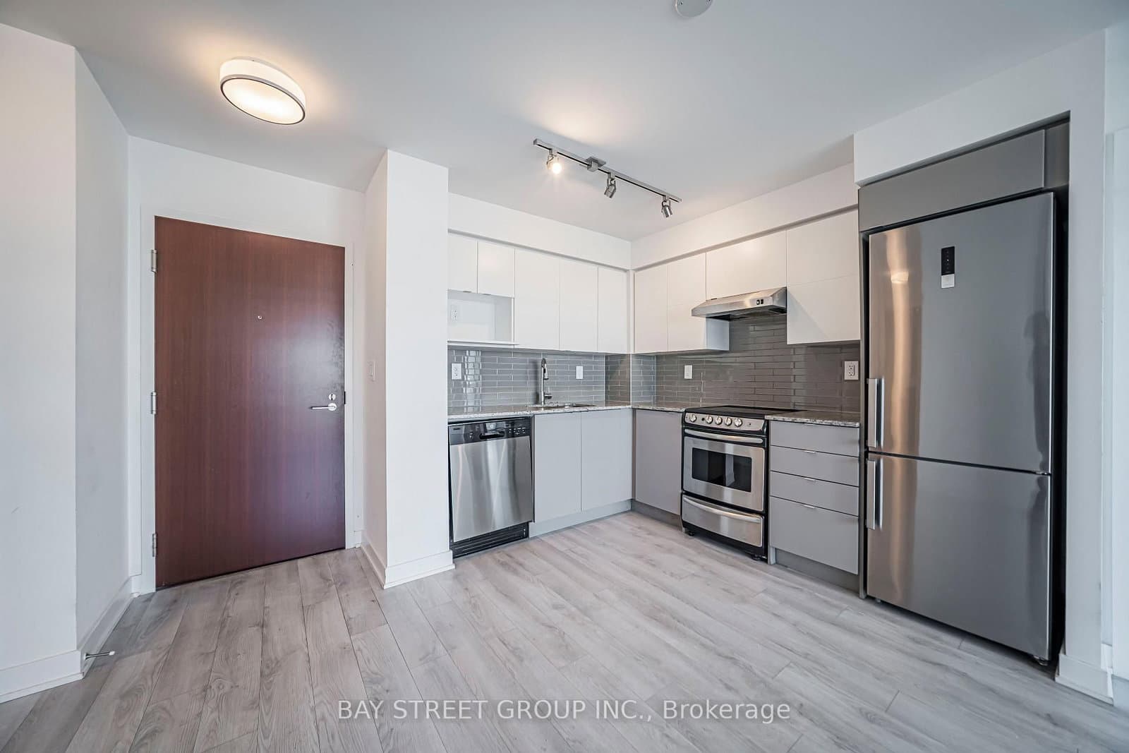 160 Flemington Road, Unit 1020 thumbnail 23