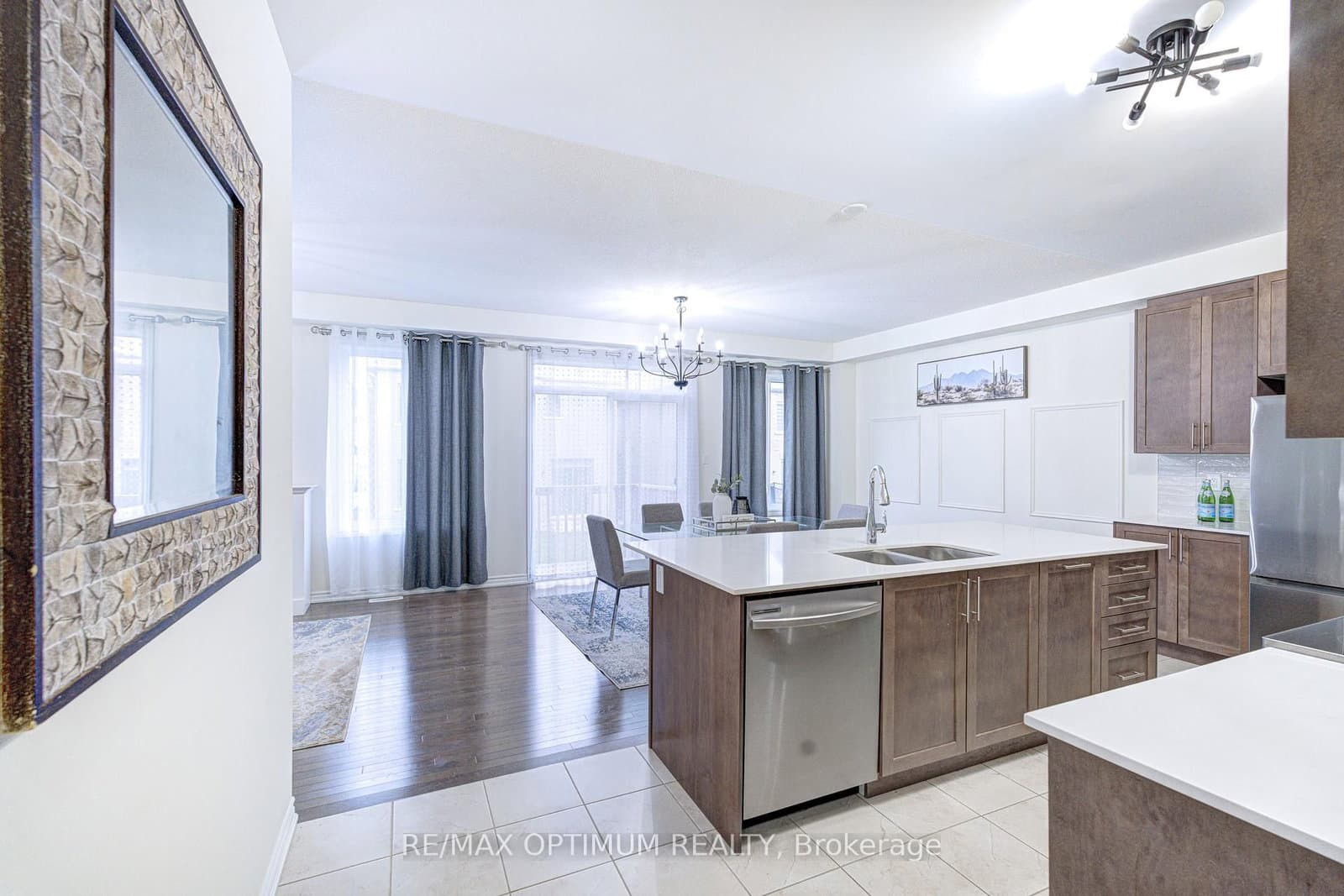 46 Eastman Drive thumbnail 16