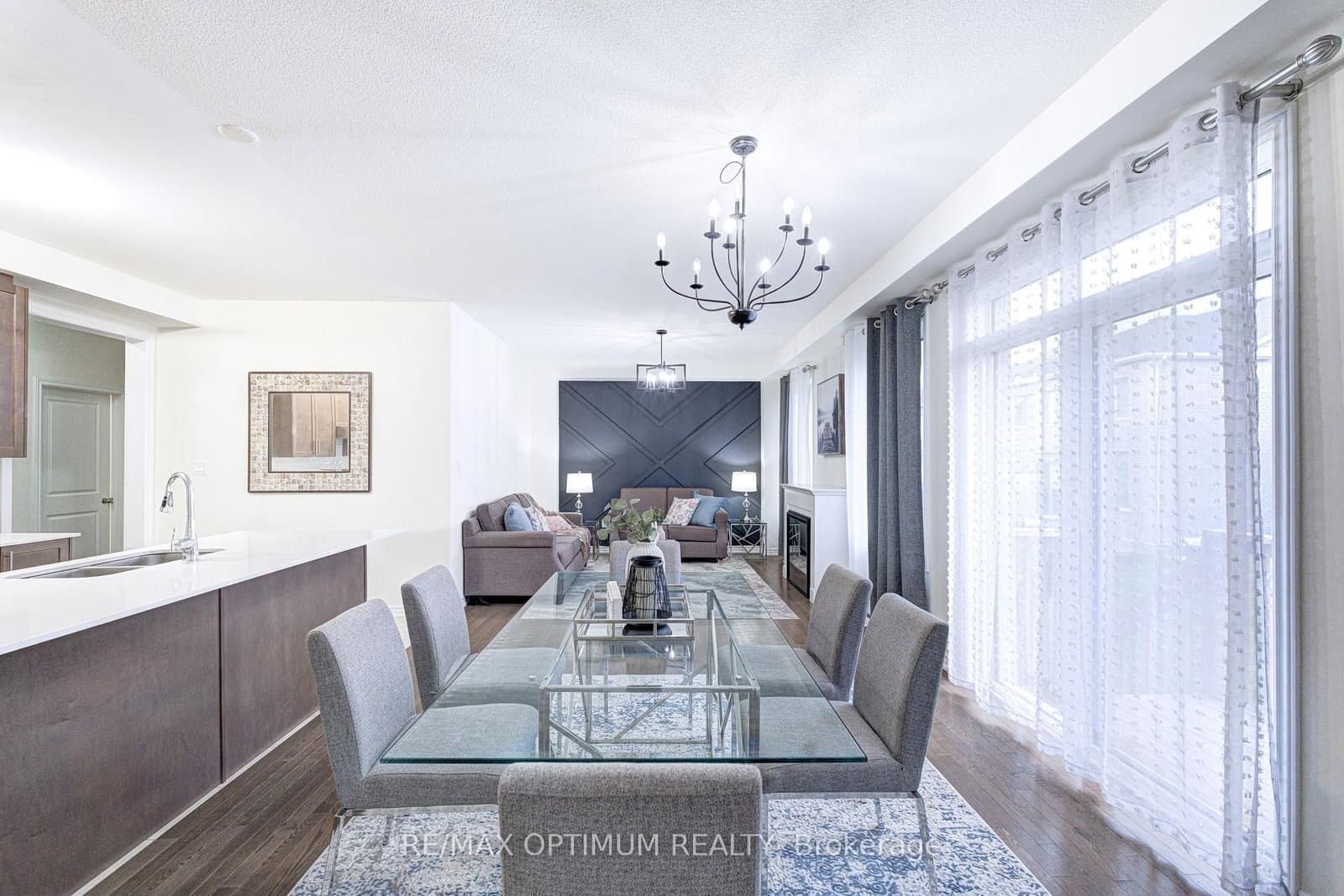 46 Eastman Drive thumbnail 18