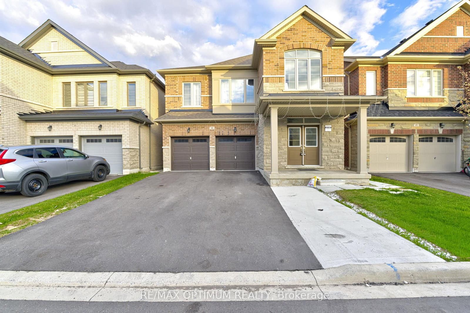46 Eastman Drive thumbnail 2