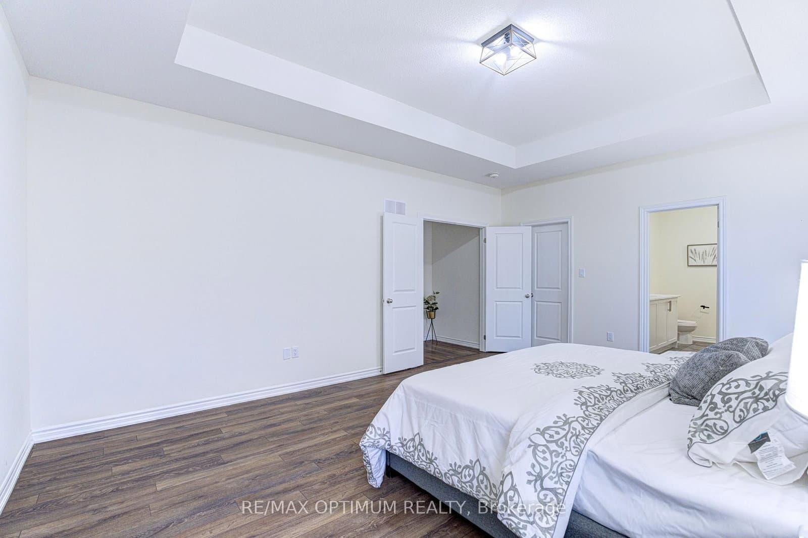 46 Eastman Drive thumbnail 21