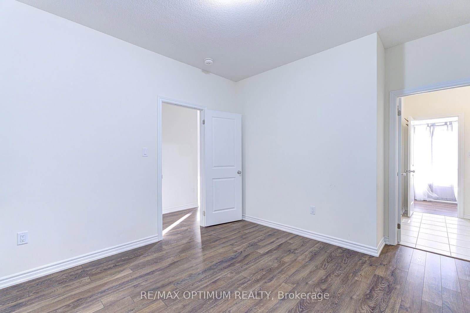 46 Eastman Drive thumbnail 30