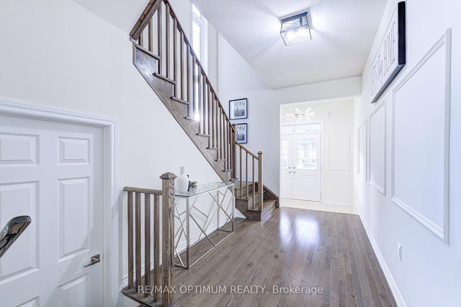 46 Eastman Drive thumbnail 4