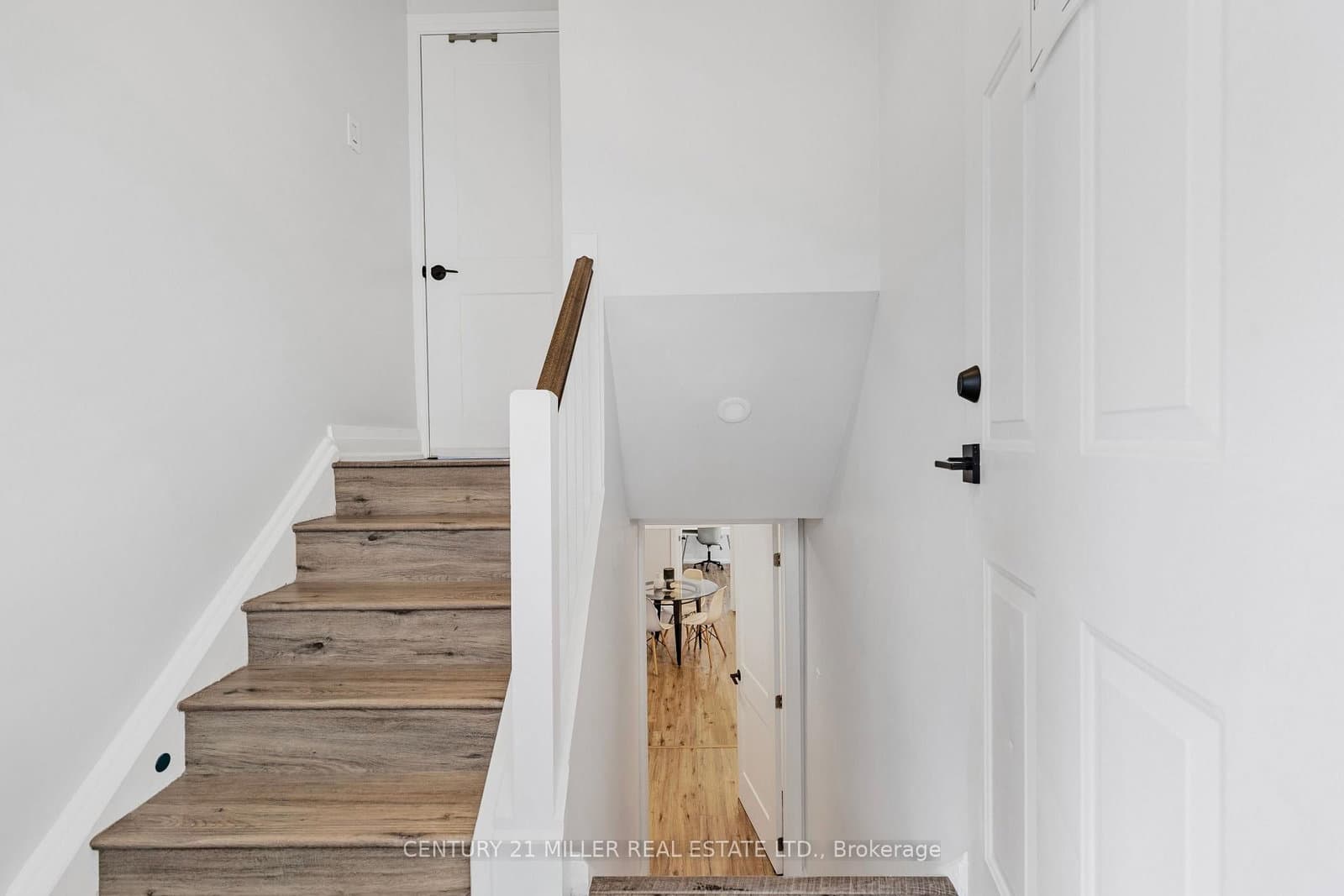 248 Kingsleigh Court thumbnail 18
