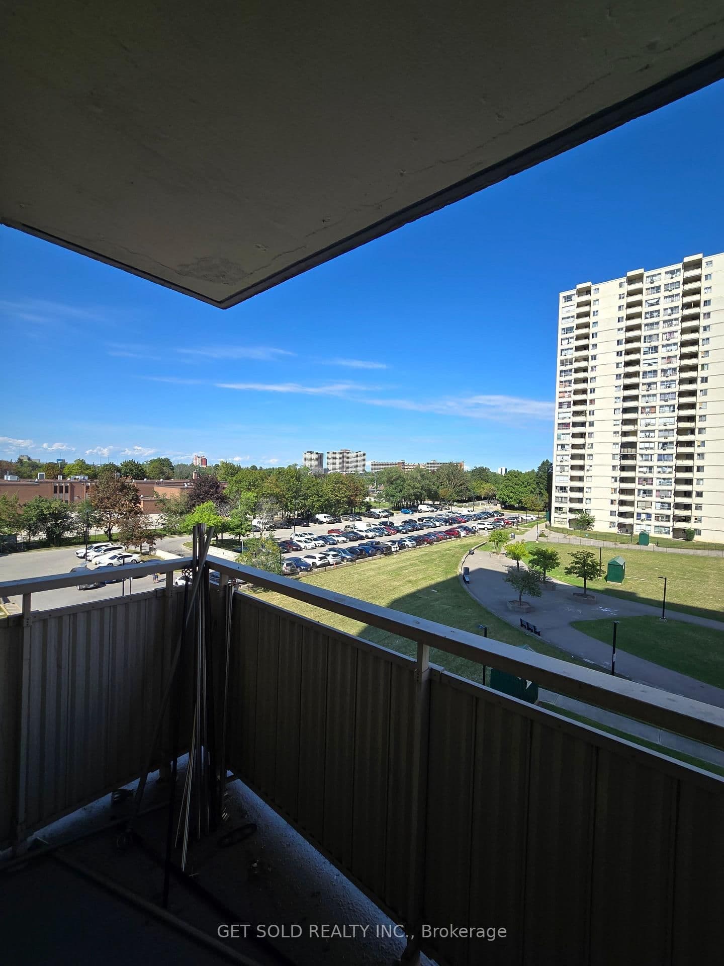 340 Dixon Road, Unit 504 thumbnail 2