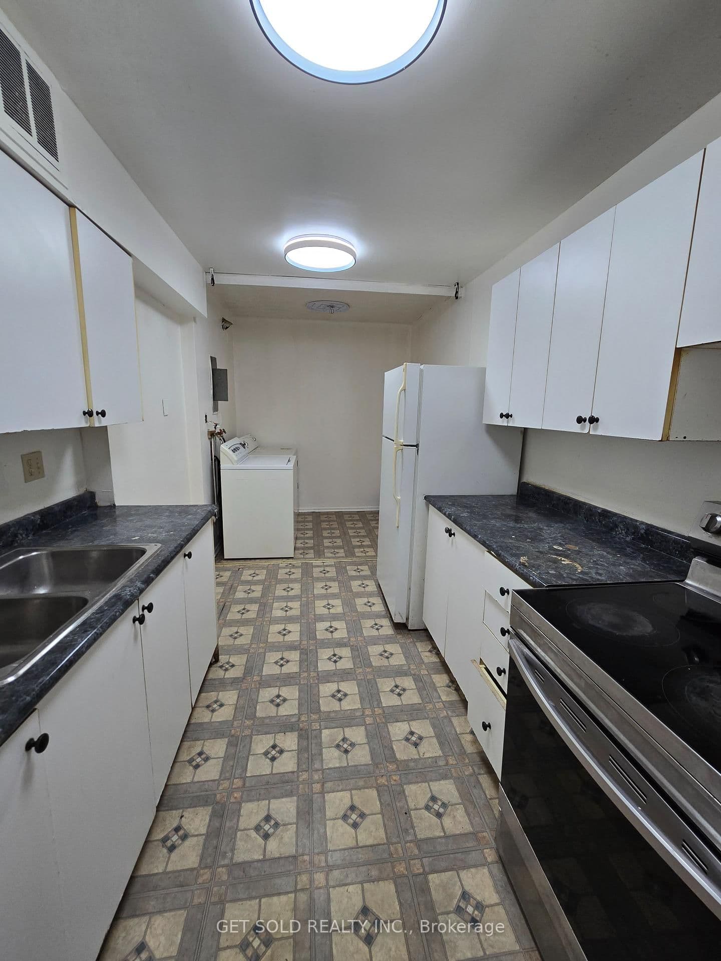 340 Dixon Road, Unit 504 thumbnail 7