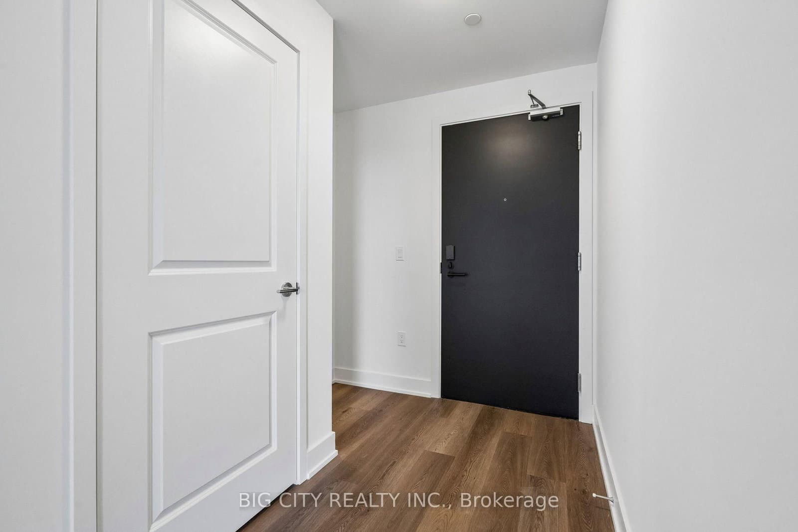 115 Nipissing Road, Unit 807A thumbnail 4