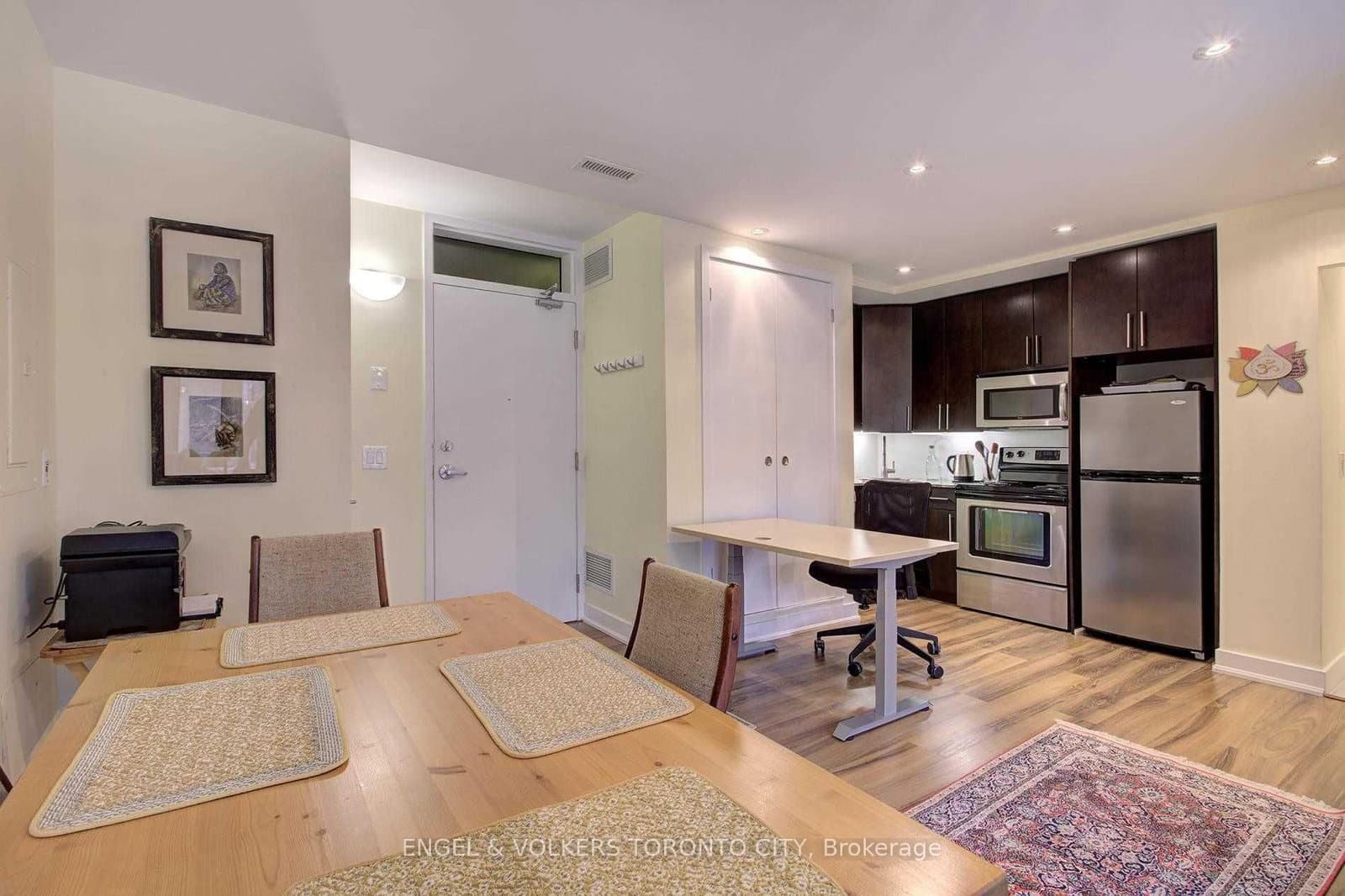 25 Ritchie Avenue, Unit 202 thumbnail 12