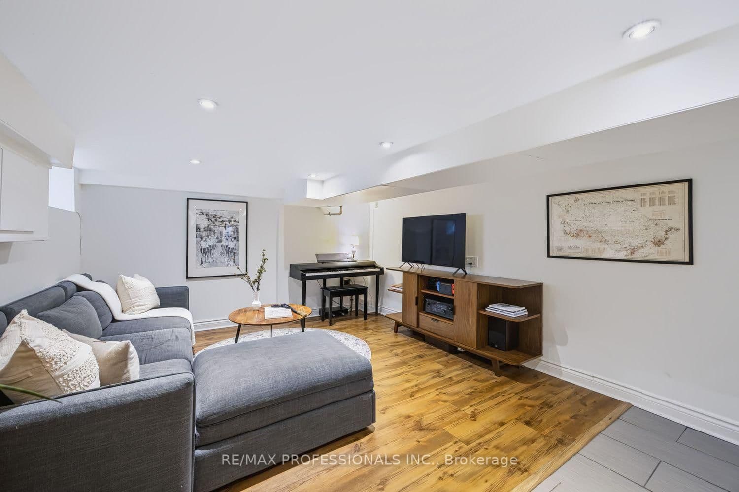 3 Blakley Avenue thumbnail 27
