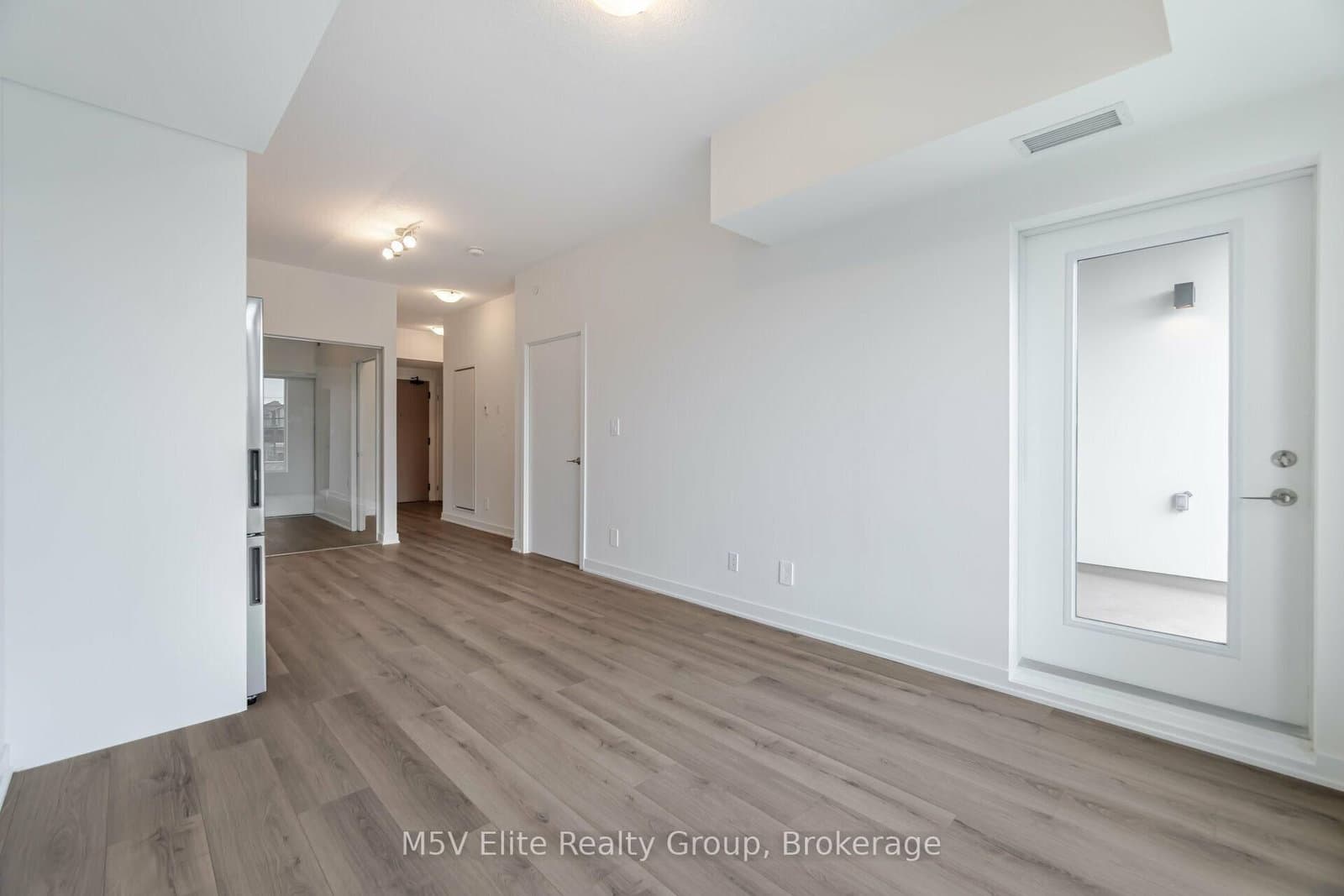 1440 Clarriage Court, Unit 213 thumbnail 12