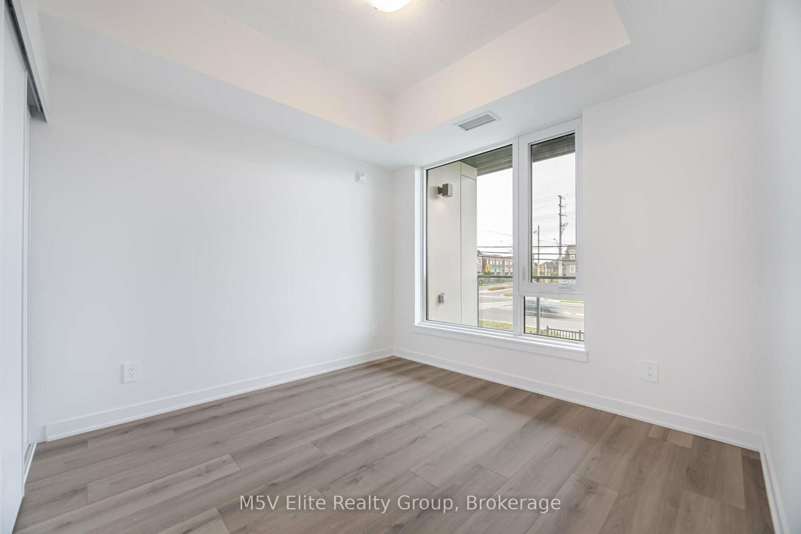 1440 Clarriage Court, Unit 213 thumbnail 14