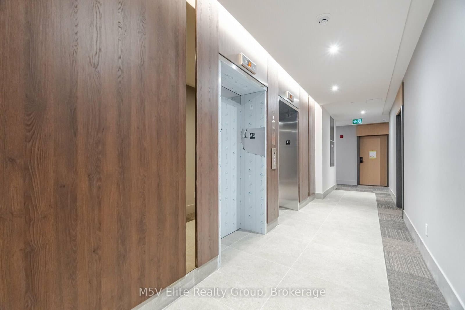 1440 Clarriage Court, Unit 213 thumbnail 30