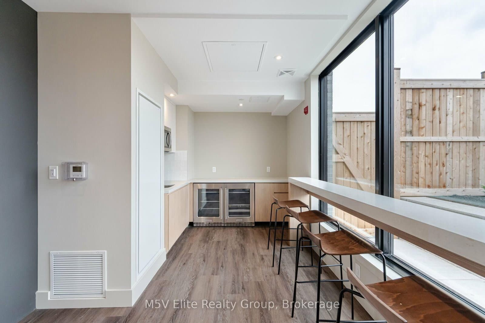 1440 Clarriage Court, Unit 213 thumbnail 33