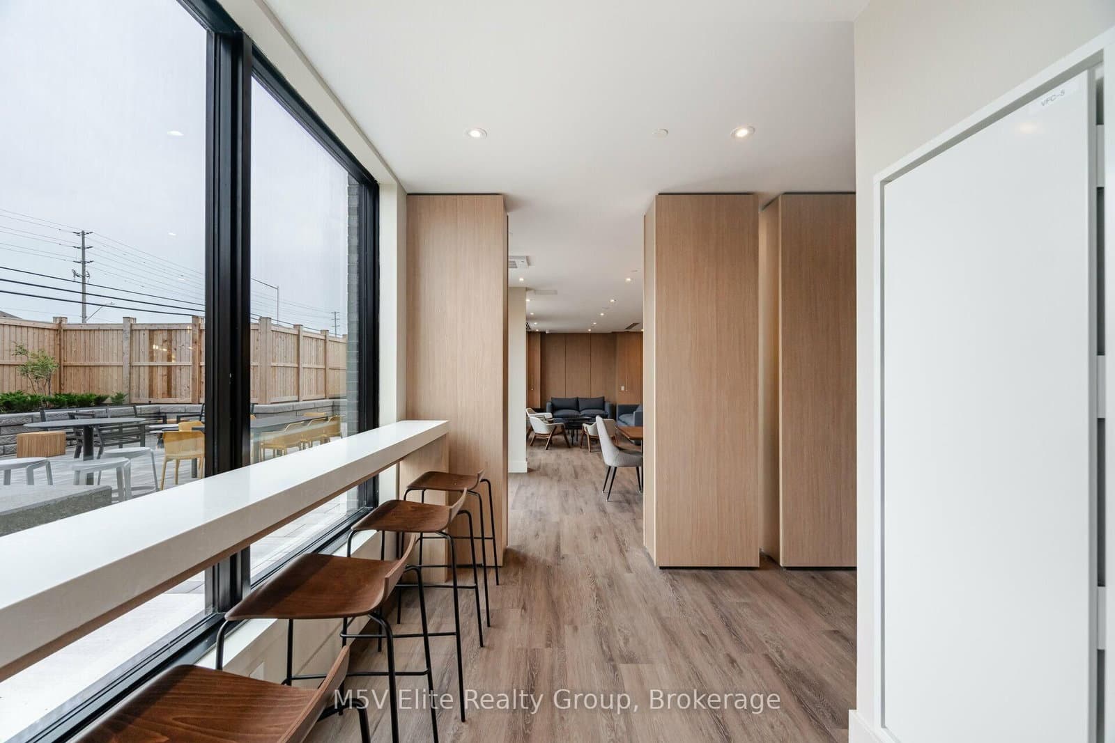 1440 Clarriage Court, Unit 213 thumbnail 34