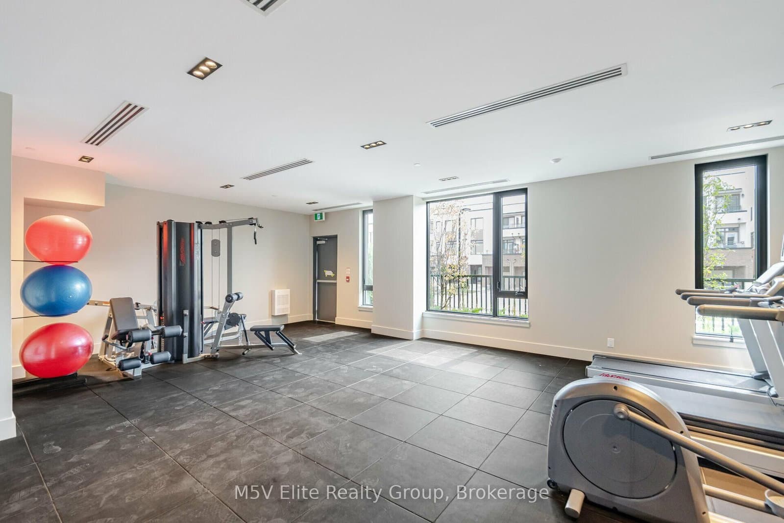 1440 Clarriage Court, Unit 213 thumbnail 44