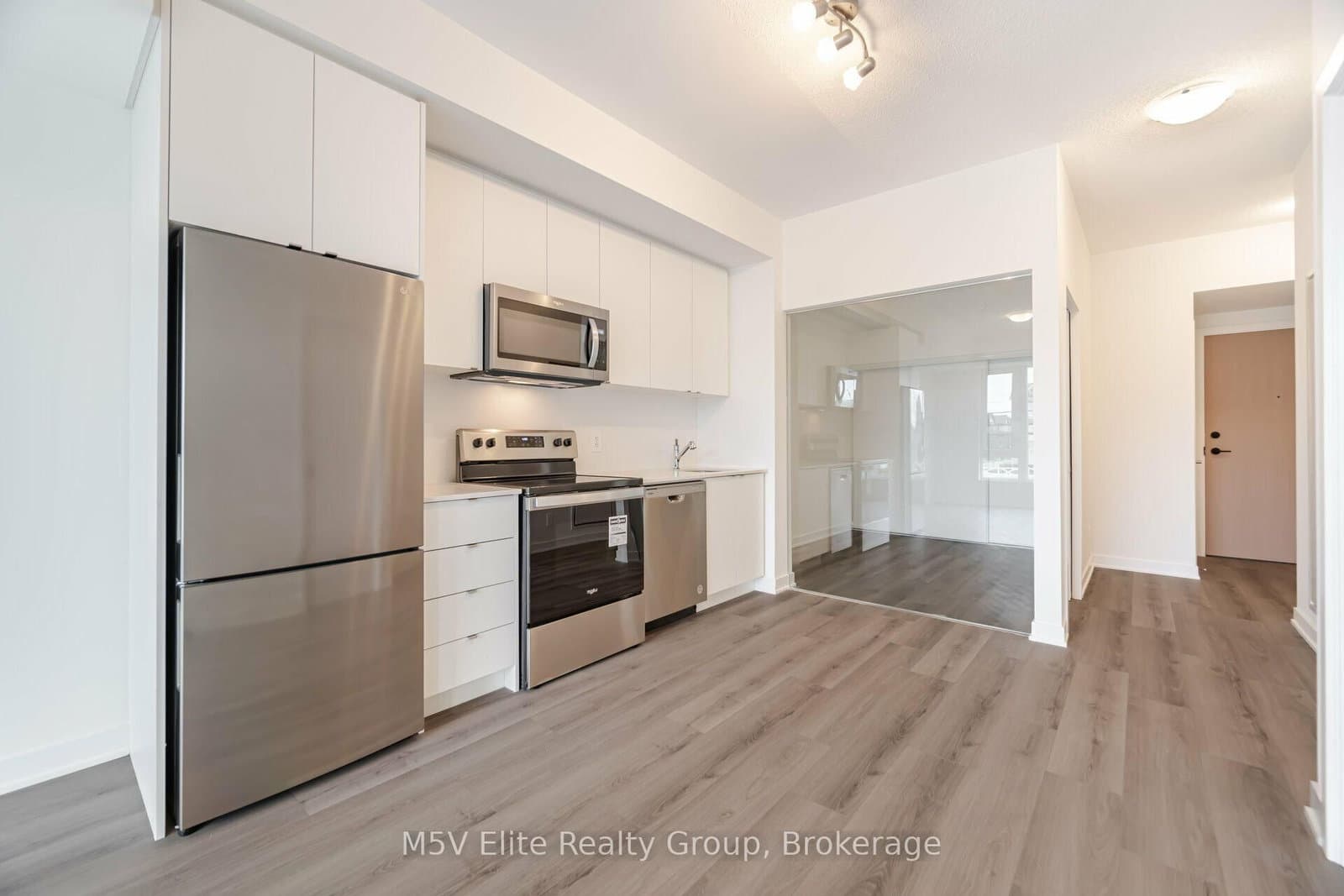 1440 Clarriage Court, Unit 213 thumbnail 9