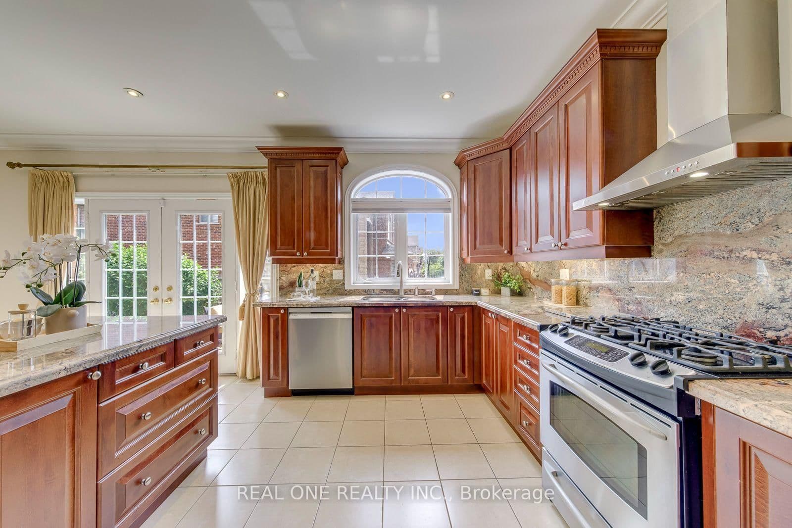 2298 Salcome Drive thumbnail 20