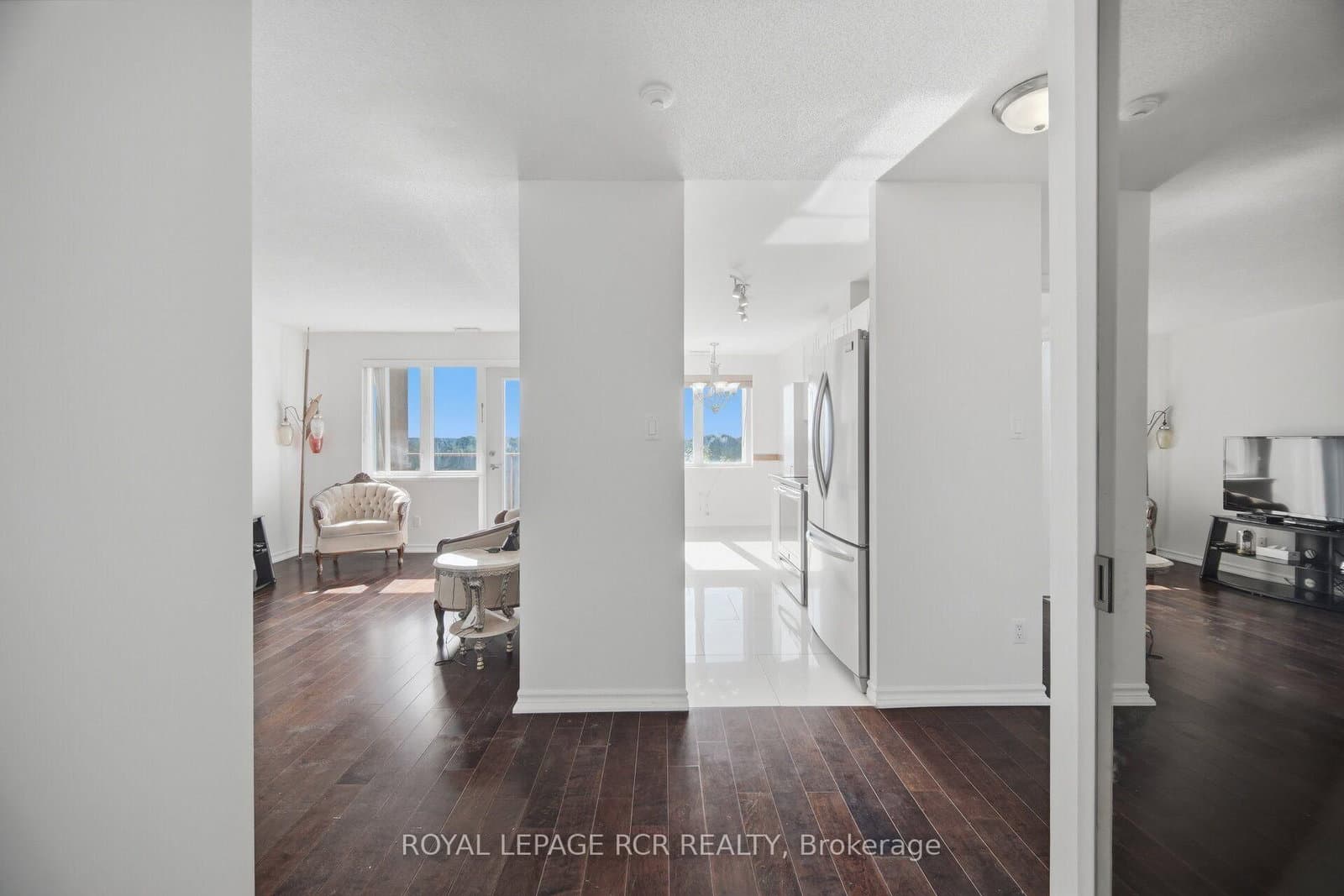 10 S Dayspring Circle S, Unit 304 thumbnail 4