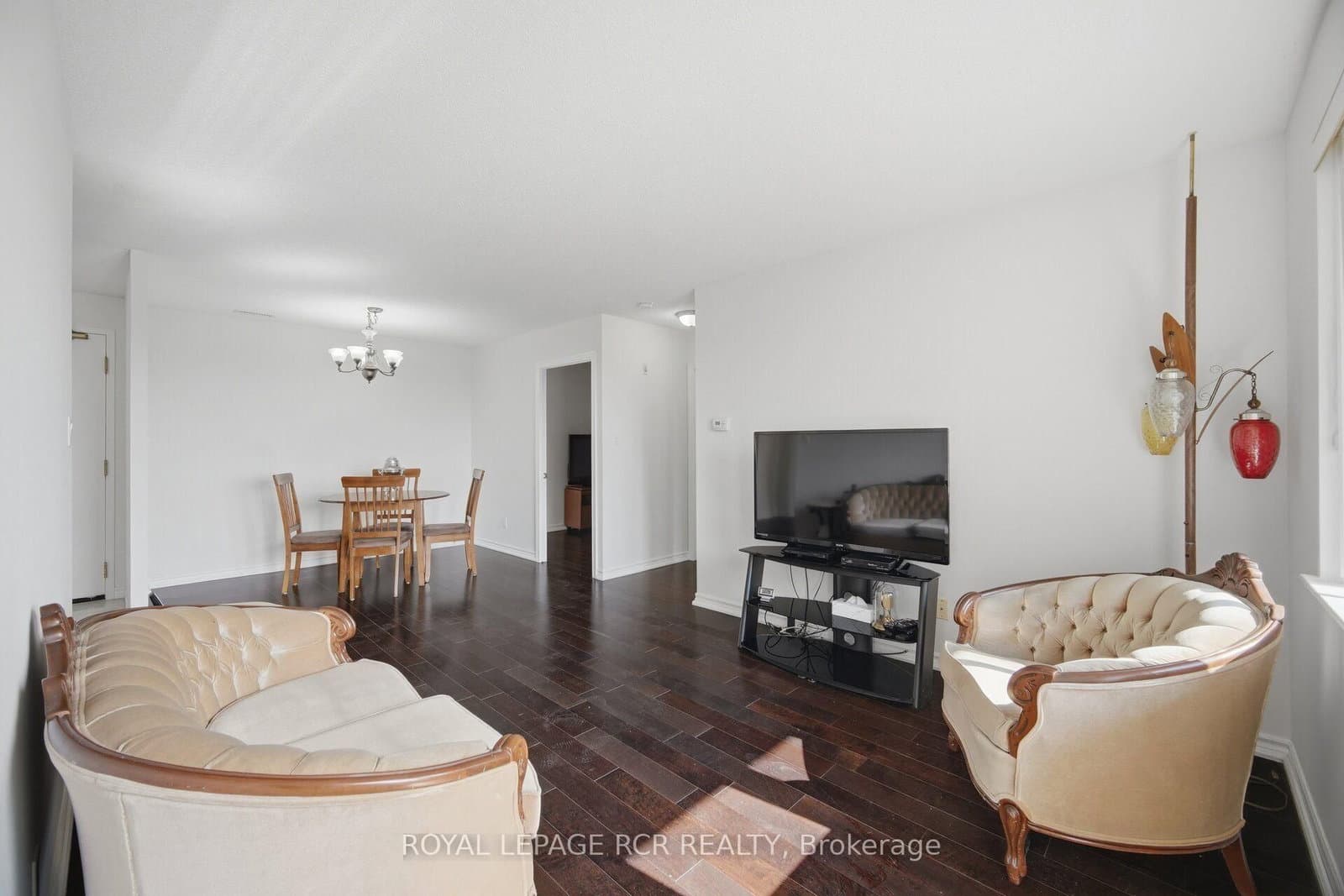 10 S Dayspring Circle S, Unit 304 thumbnail 9