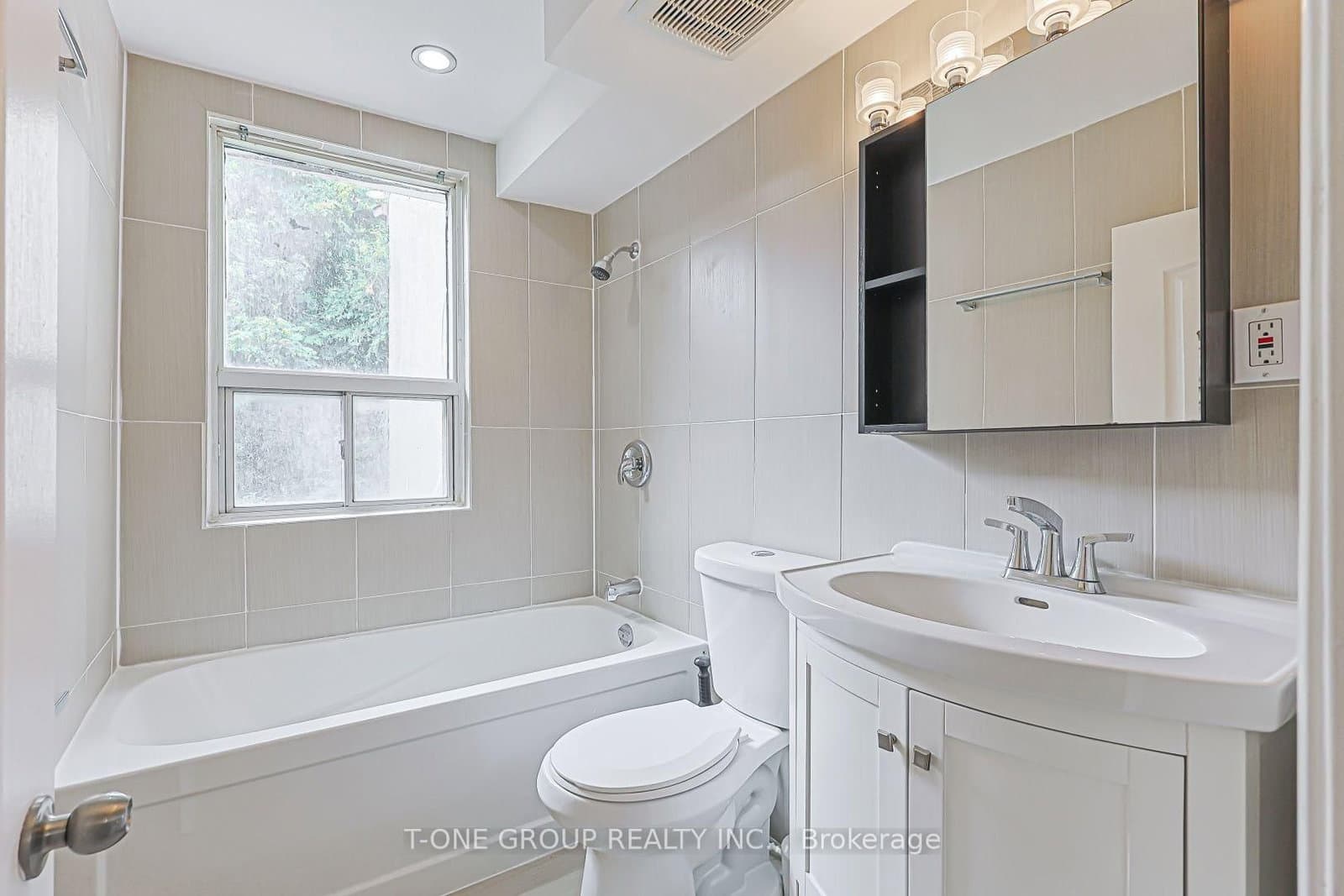 3287 Dundas Street W thumbnail 22