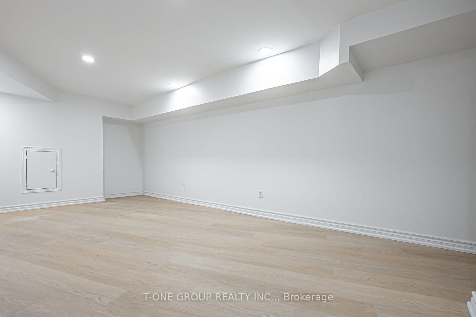 3287 Dundas Street W thumbnail 25