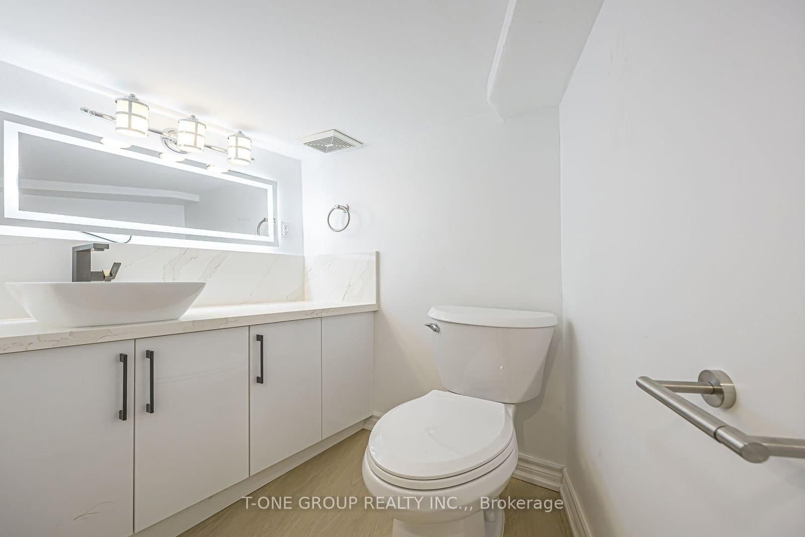 3287 Dundas Street W thumbnail 30