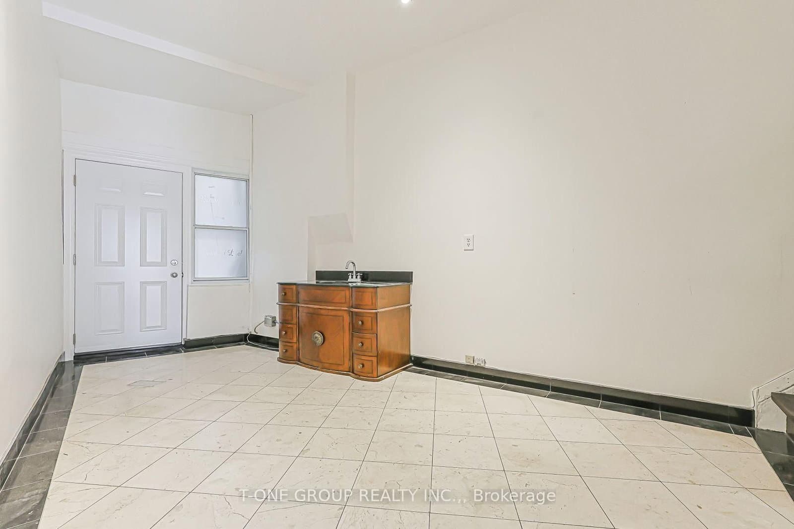3287 Dundas Street W thumbnail 7