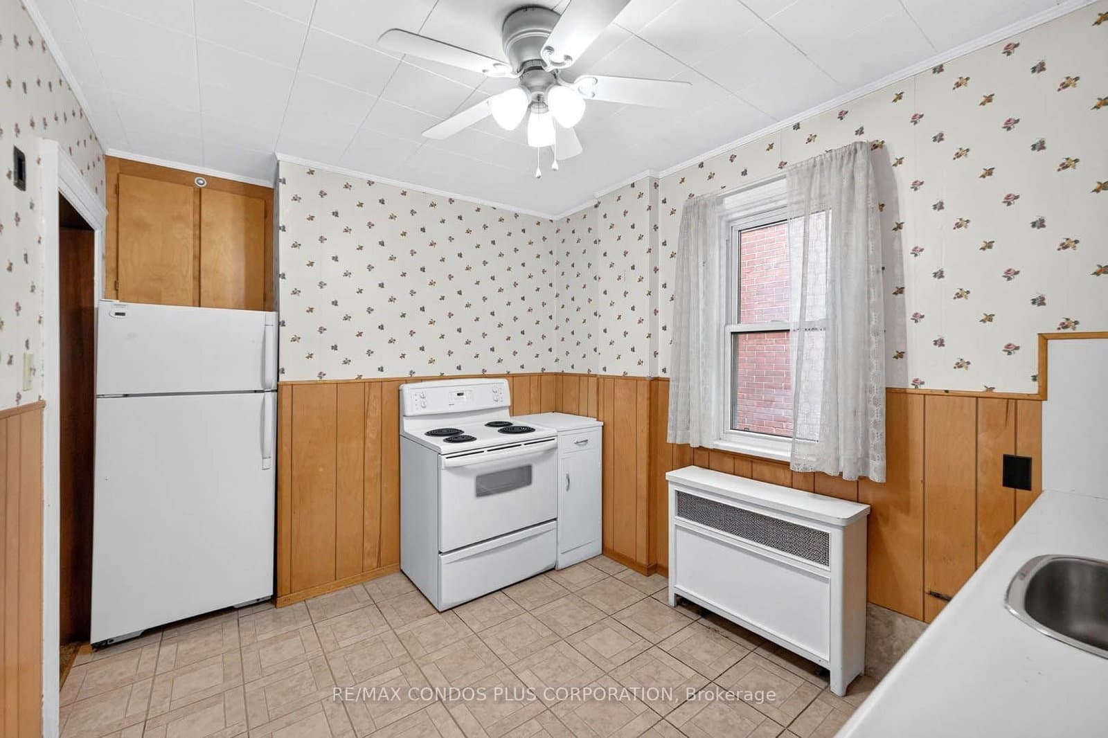 77 Fifth Street E thumbnail 14