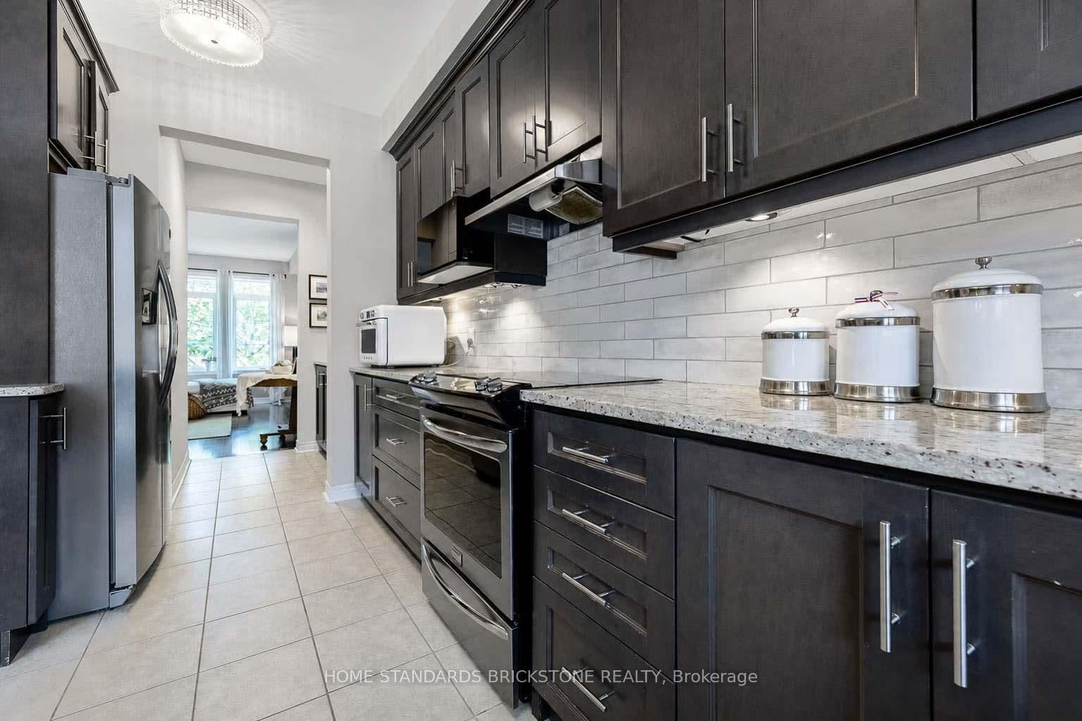 3058 Eberly Woods Drive thumbnail 11
