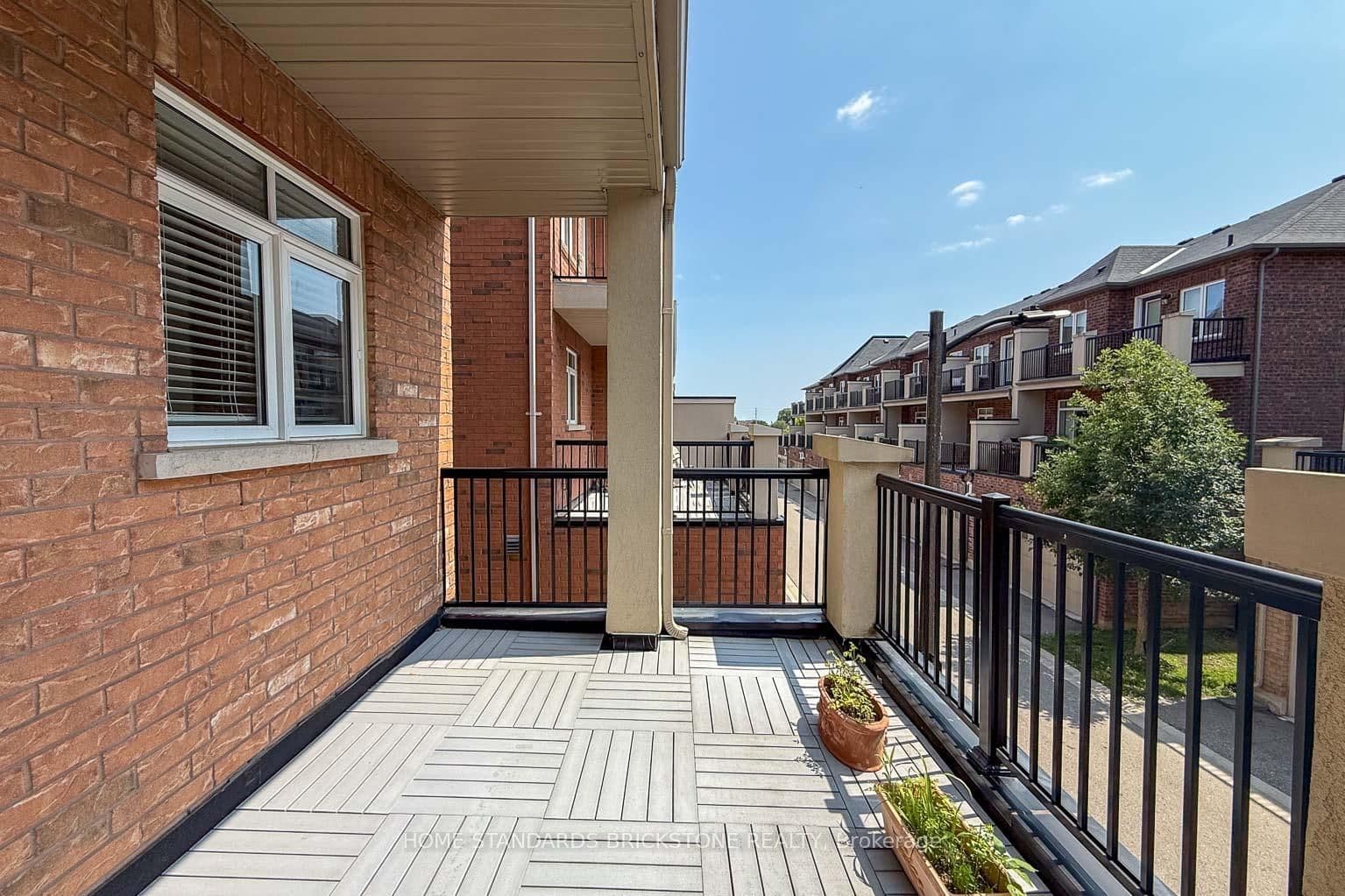 3058 Eberly Woods Drive thumbnail 17