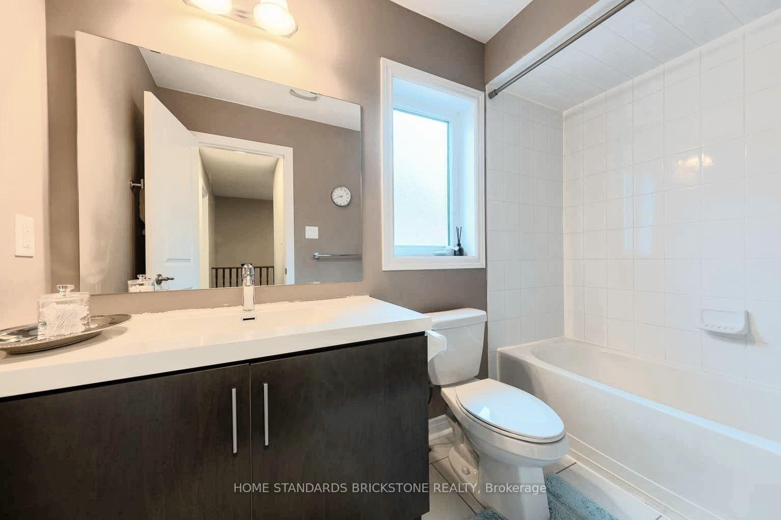 3058 Eberly Woods Drive thumbnail 26